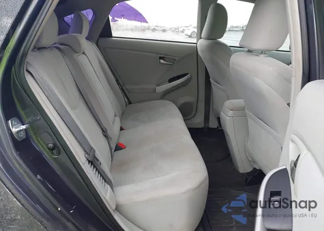 2013 Toyota Prius Two z USA, uszkodzony, nr VIN JTDKN3DU9D5606124